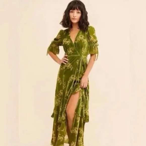 Hutch Green Velvet Wrap Dress Floral Maxi Size Medium - Picture 1 of 7